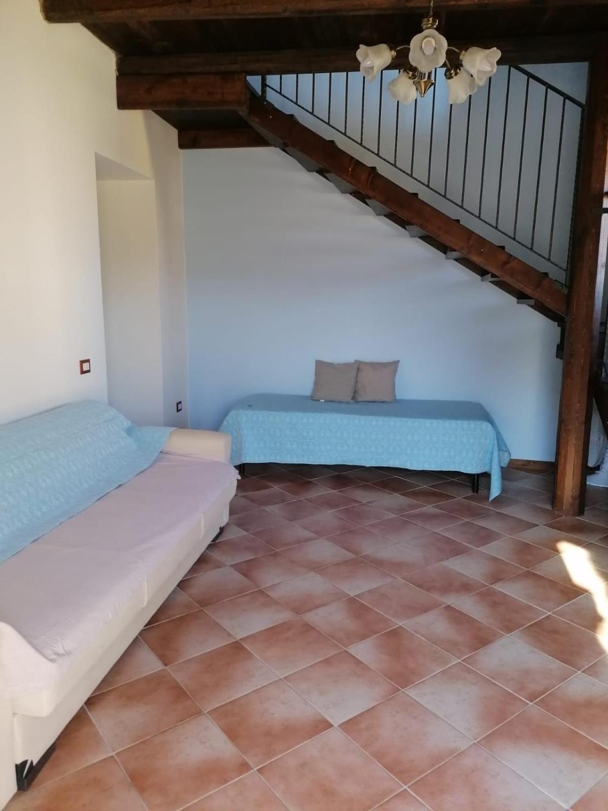 Domus De Jara - Casa Montis Apartment Baradili Phòng bức ảnh