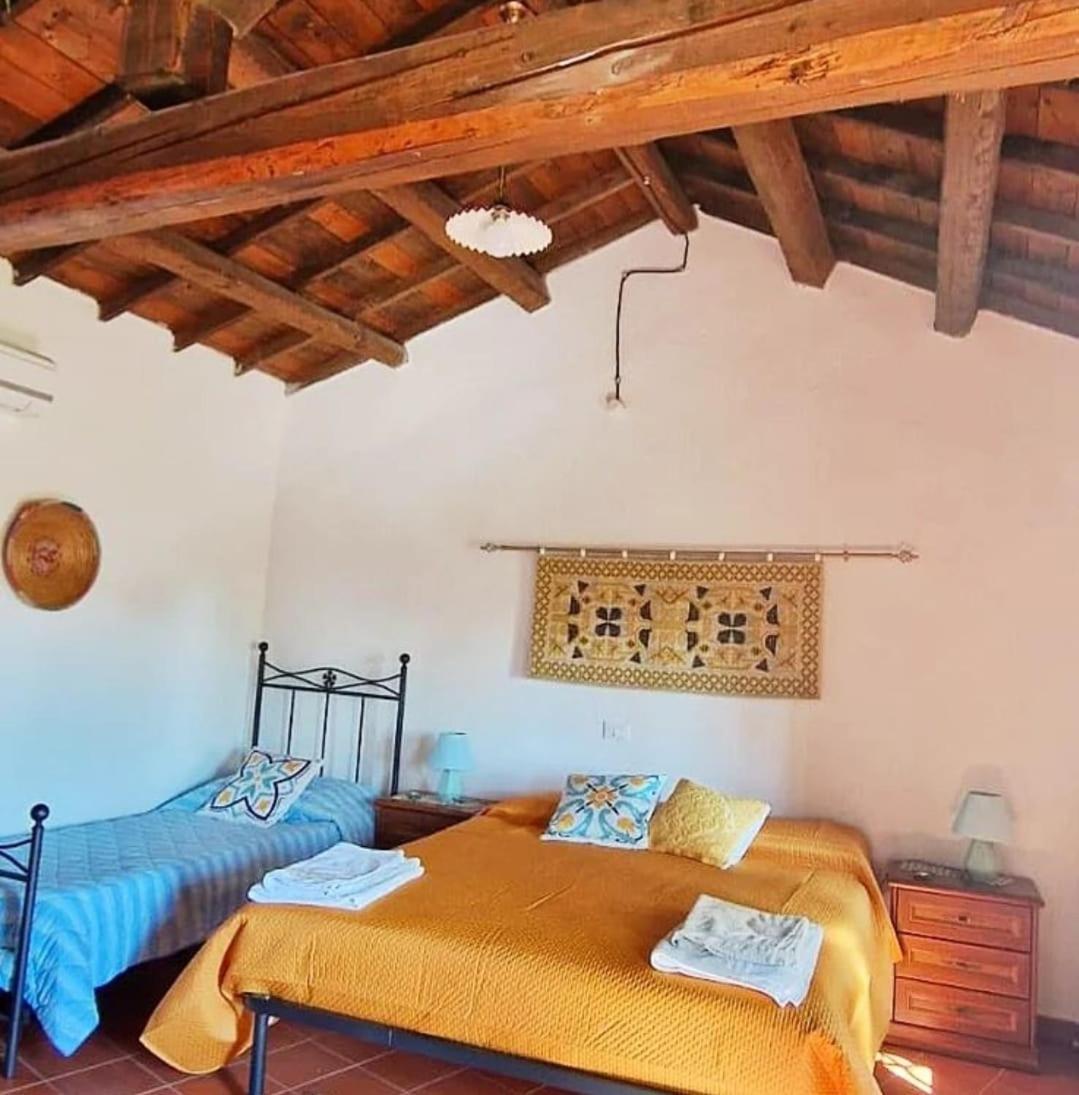 Domus De Jara - Casa Montis Apartment Baradili Ngoại thất bức ảnh